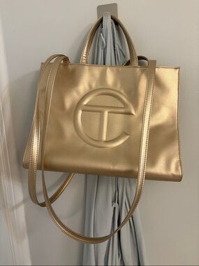Telfar Bag Medium